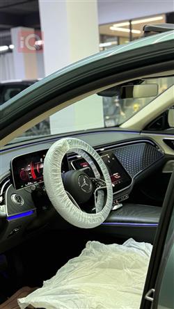 مرسيدس بنز E-Class